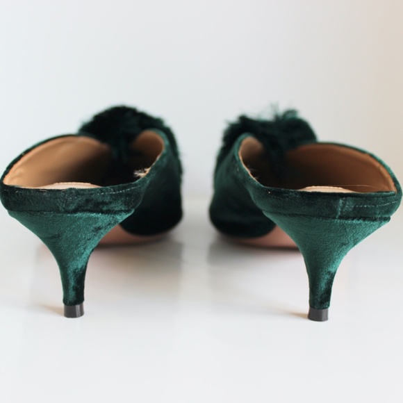 Aquazzura Powder-Puff Green Velvet Kitten Heel Mules, IT 40.5, Excellent Cond. - Picture 6 of 14